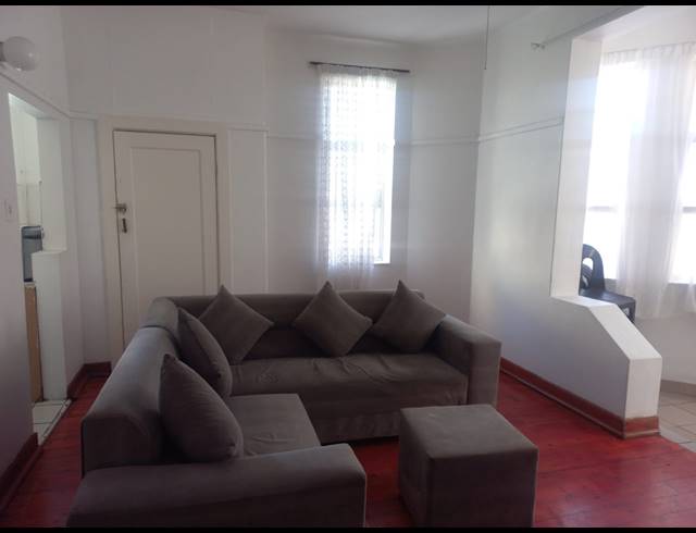 2 BEDROOM FLAT TO LET IN SOUTH BEACH